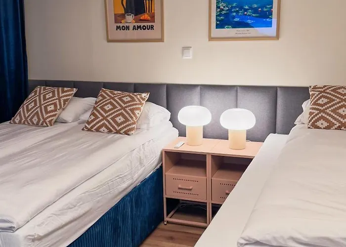 Breeze With Balcony وارسو